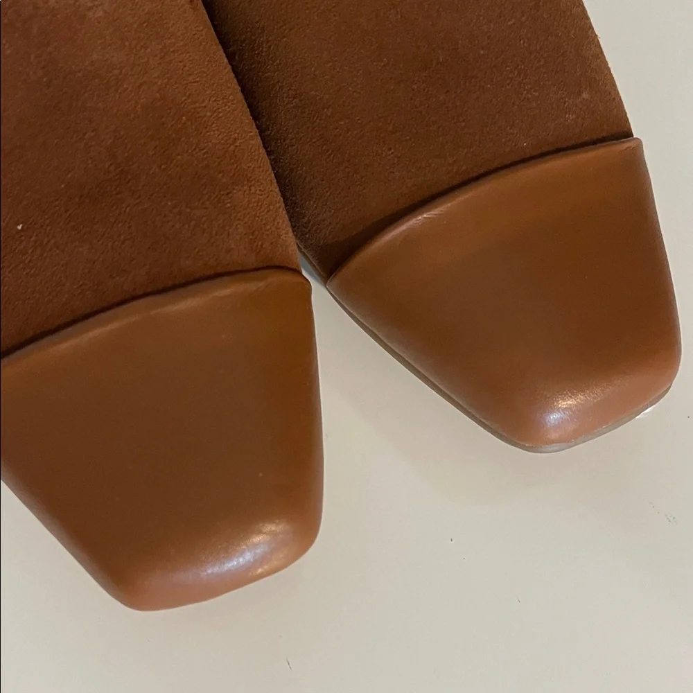 Clarks Women’s Brown‎ Suede and Leather Loafers Size 8